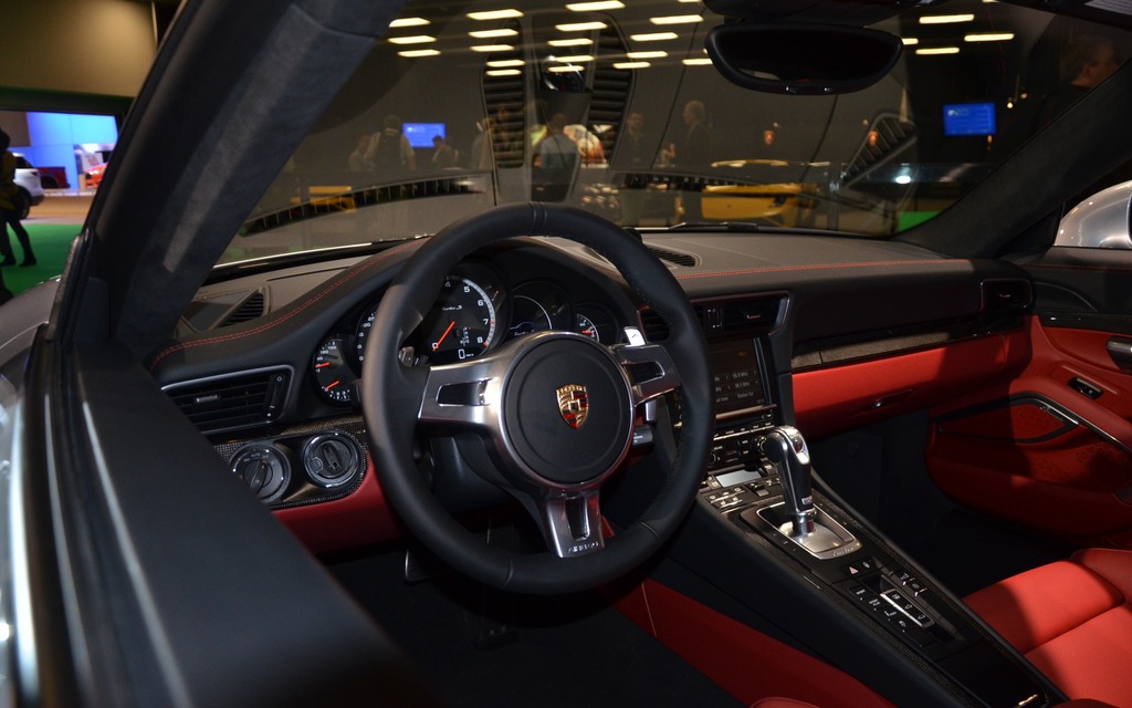 Porsche 911 Turbo au Salon de l'Auto de Montréal