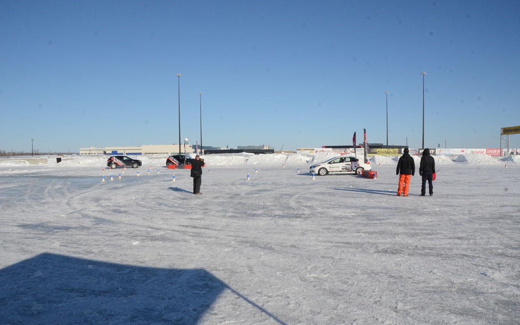 2014 Circuit ICAR Winter Driving Academy