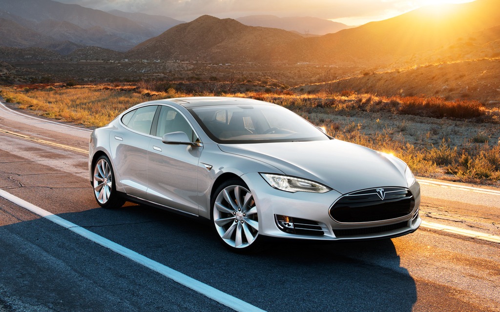 7- Tesla Model S : la berline électrique qui en fait rêver plus d’un.