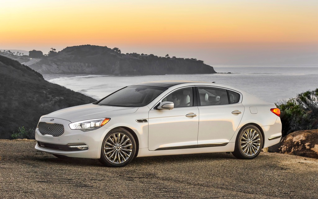 2015 Kia K900 