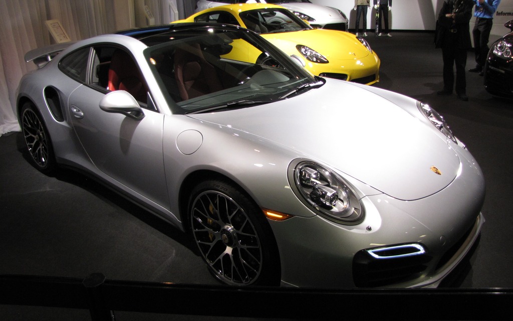 Porsche 911 Turbo S 2014 au Salon de l'Auto de Montréal