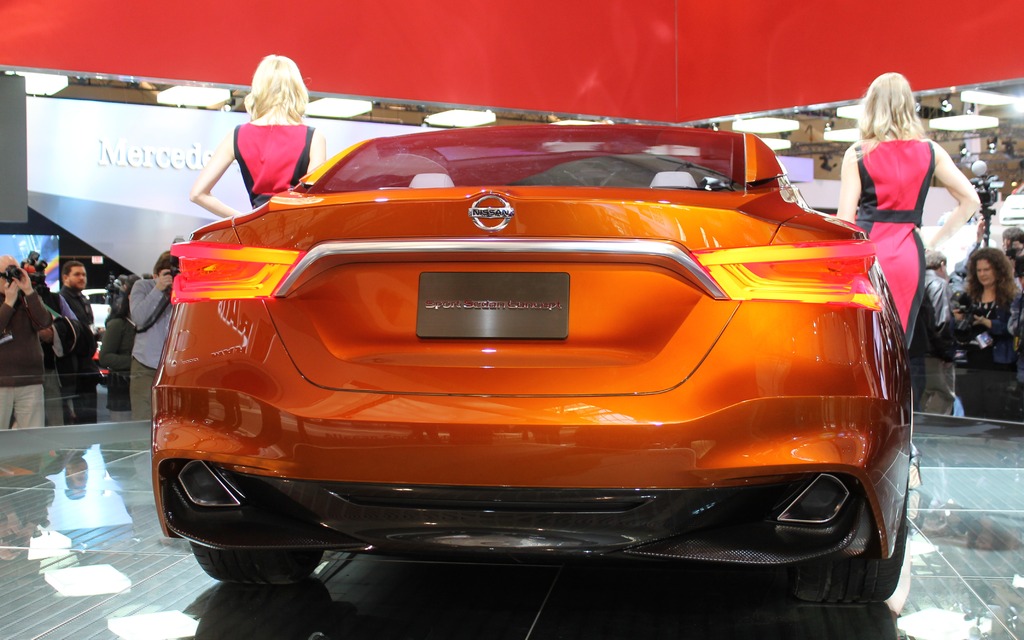 Nissan Sport Sedan Concept 2014
