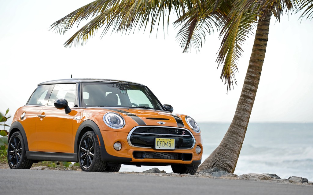 The third-generation MINI is increasingly approaching subcompact size.