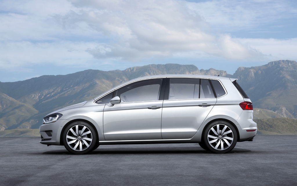 Volkswagen Golf Sportsvan Concept Vehicle 2013