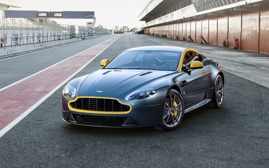 2014 Aston Martin V8 Vantage N430