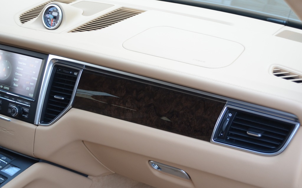 Wood accents on such a sporty vehicle? Go figure!