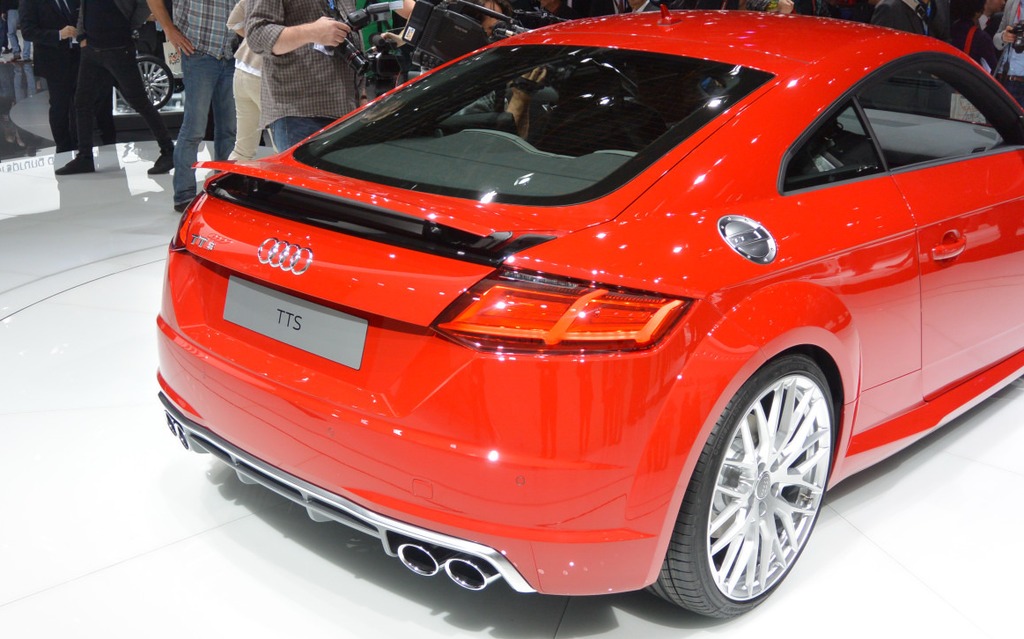Audi TTS 2015