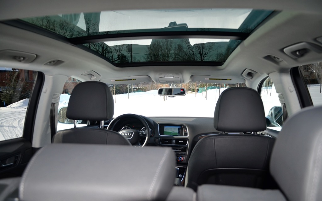 Panoramic sun roof 