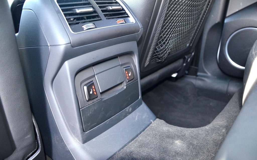 Heated rear seats