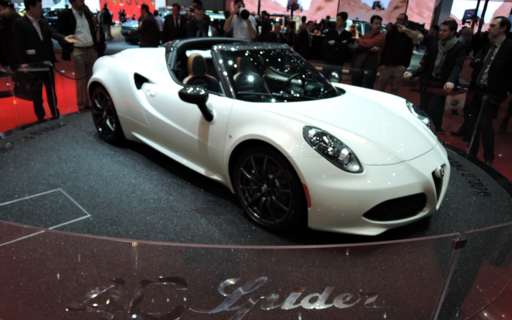 7 - Alfa Romeo 4C Spider