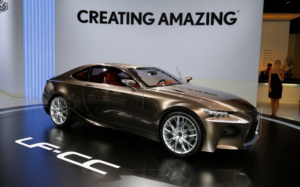 La IS 2014 est inspire du véhicule concept LF-CC