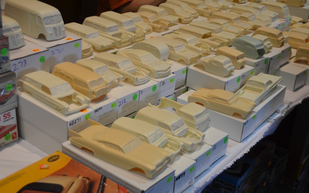 Les modélistes plus avancés travaillent avec la résine.