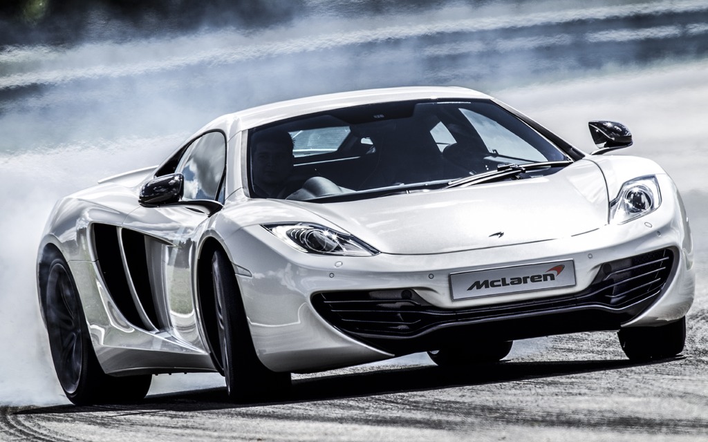 The end of the McLaren MP4-12C - 1/5