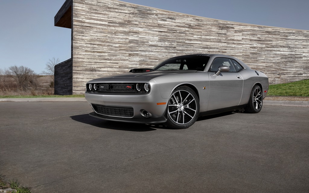 Dodge Challenger 2015