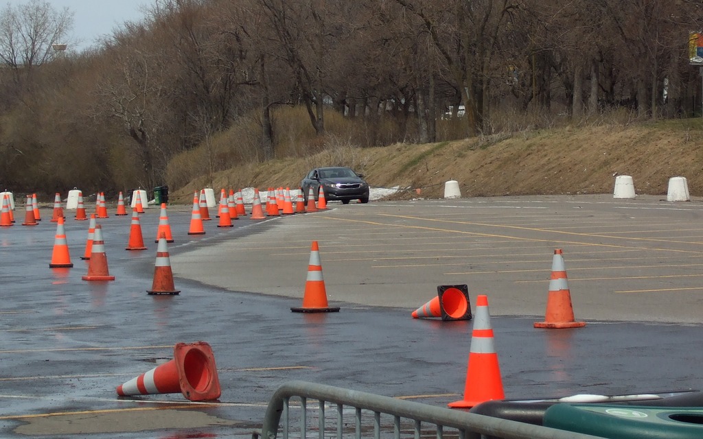 The little Kia that could gets ready for an acceleration test.
