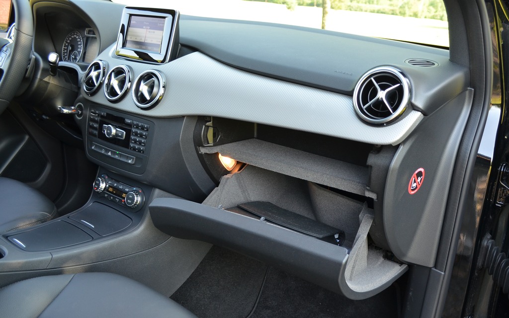 A large, two-level glove compartment.