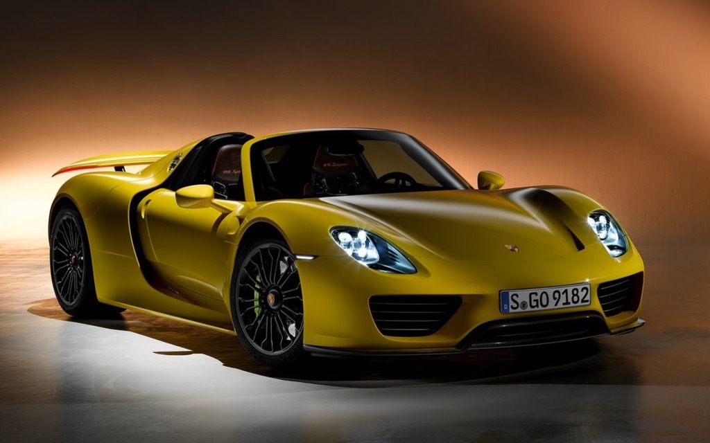 3 : Porsche 918 Spyder