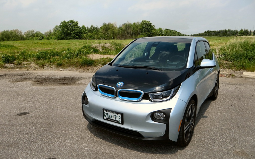 The vehicle's standard Comfort drive mode is the most rewarding.