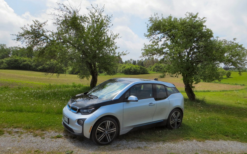Handling for the i3 is competent, but not sporty.