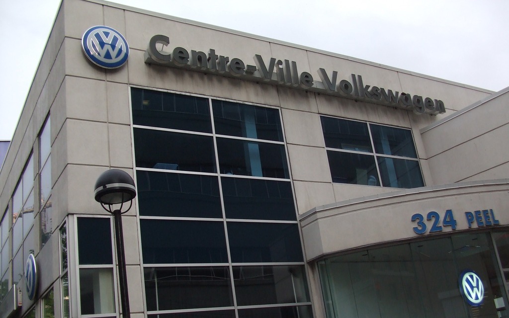 Centre-Ville Volkswagen est situé au 324 rue Peel
