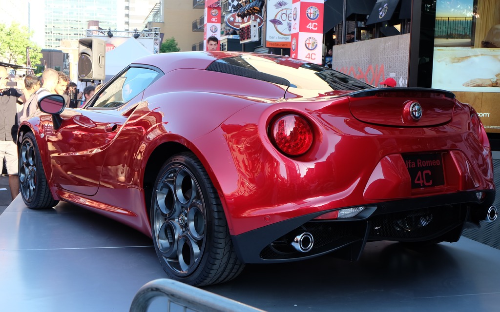 La sublime Alfa Romeo 4C, en première à Montréal