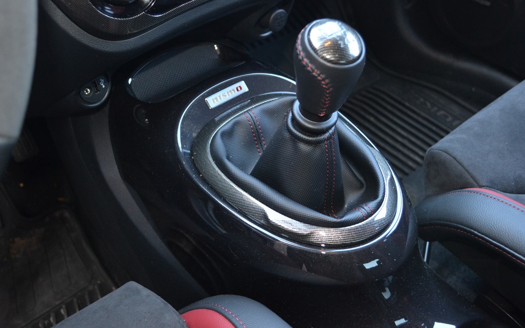 The only available gearbox is a six-speed manual.