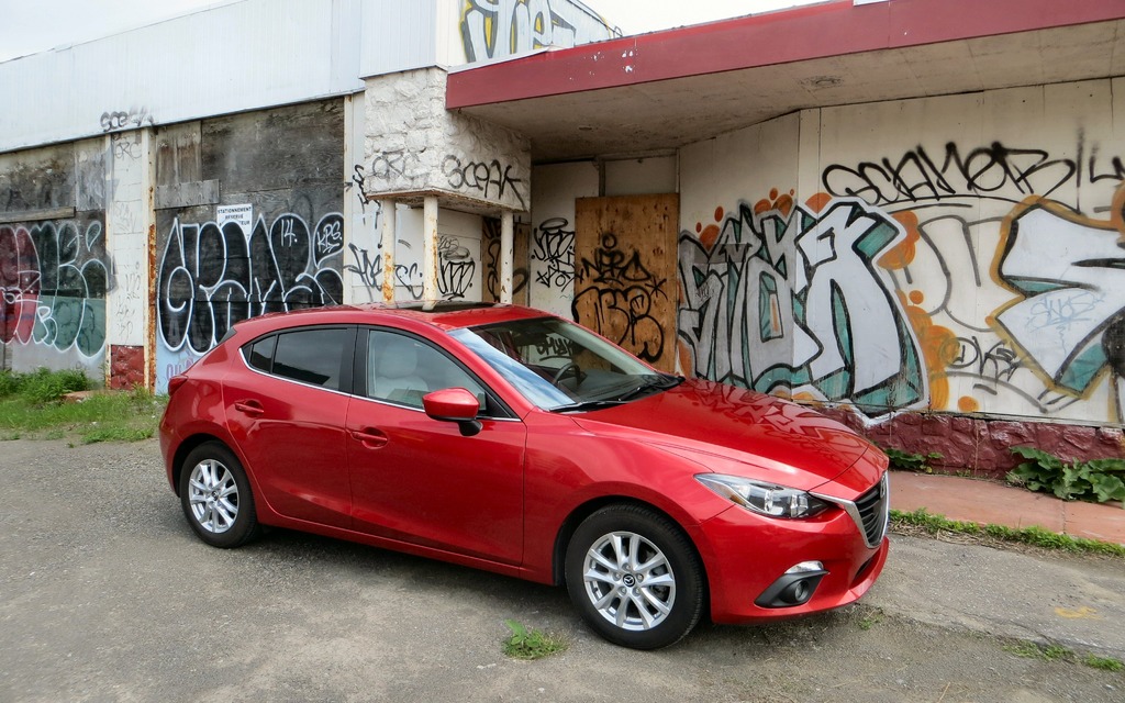 Mazda a réussi à garder la Mazda3 compétitive malgré le prix