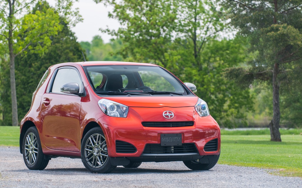 Scion iQ