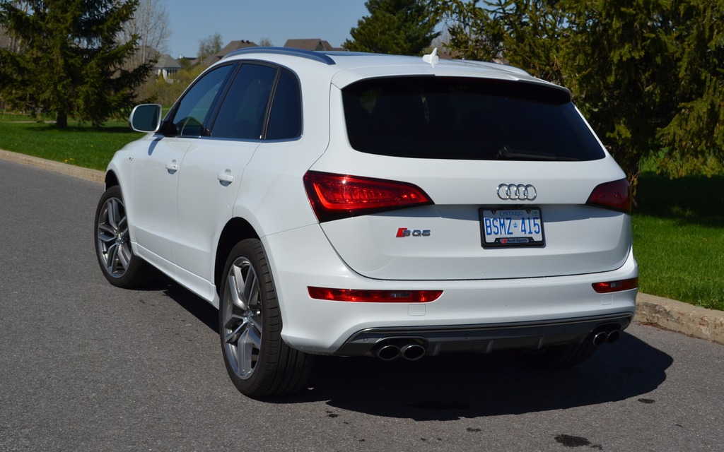 The SQ5 offers a very sporty style.