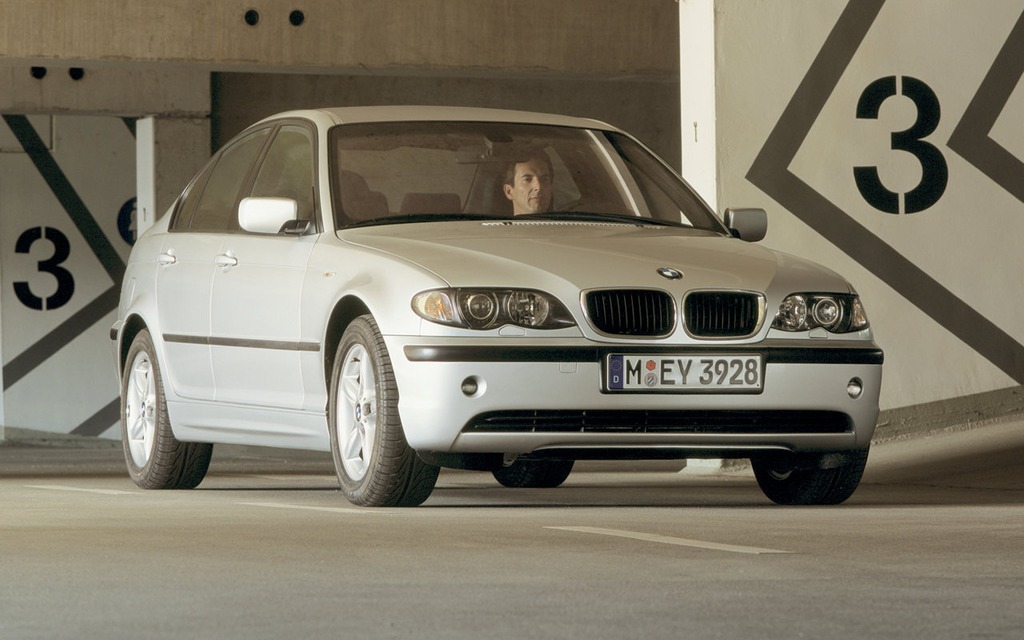 BMW Série 3 2001