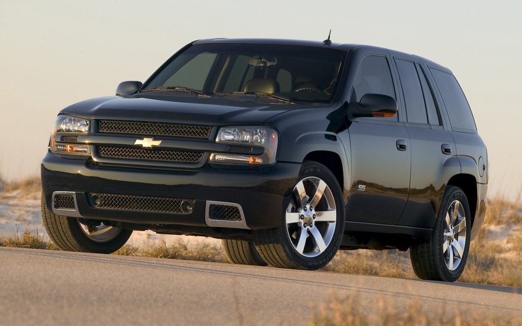 2: 2006 Chevrolet Trailblazer SS