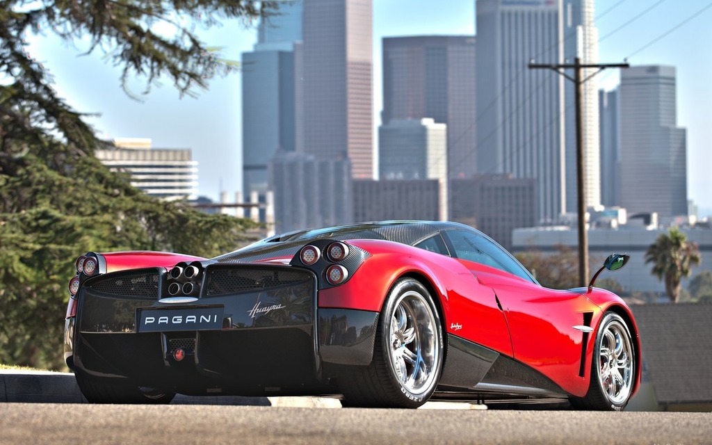 2014 Pagani Huayra