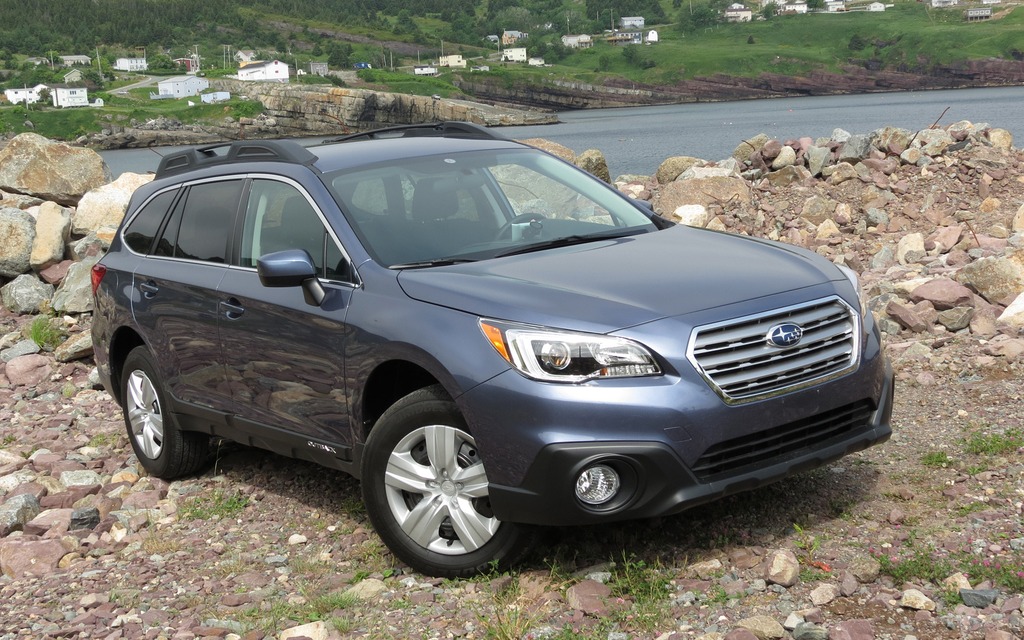 The basic Subaru Outback 2.5i now makes do with hubcaps for its steel rims.