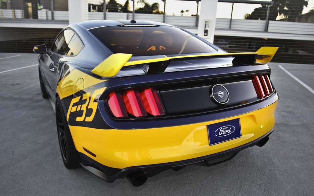 Ford Mustang F-35 Lightning II