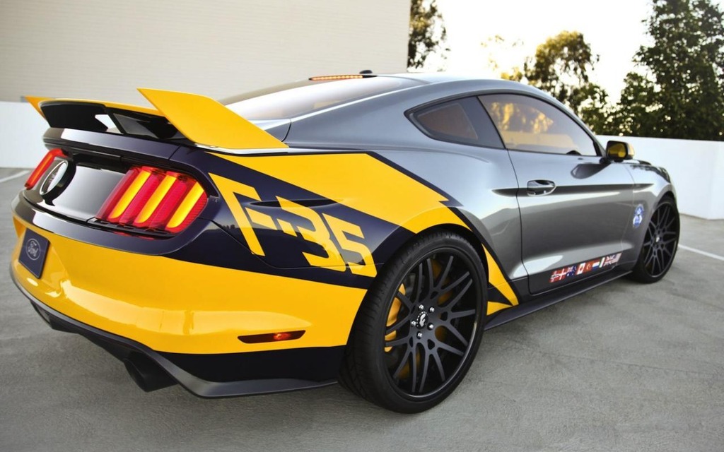 Ford Mustang F-35 Lightning II