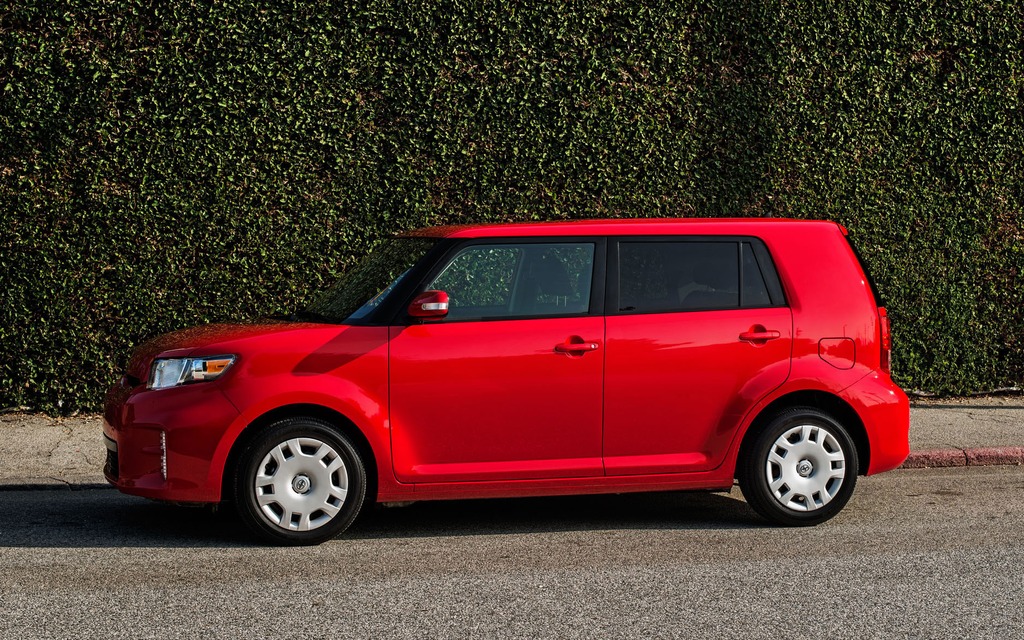 9: Scion XB