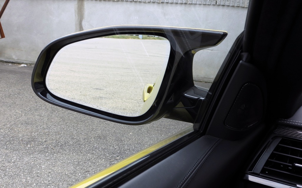 The aerodynamic mirrors sometimes block the apex of a turn.