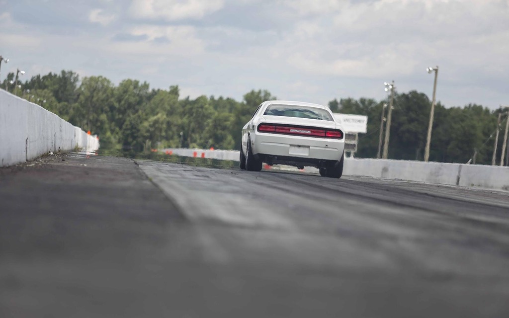 Dodge Challenger Drag Pack