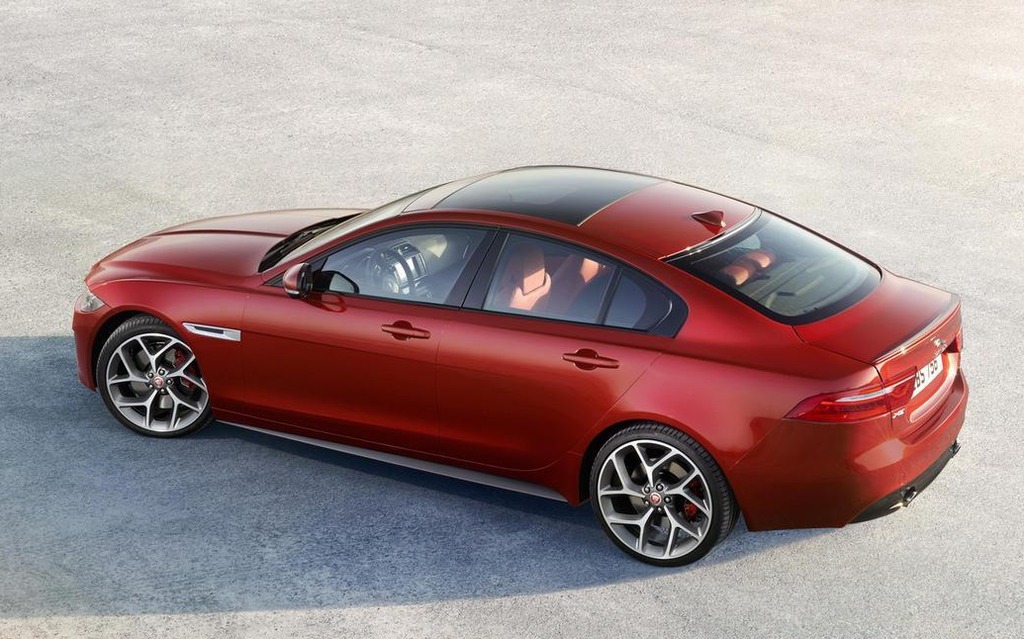 Jaguar XE