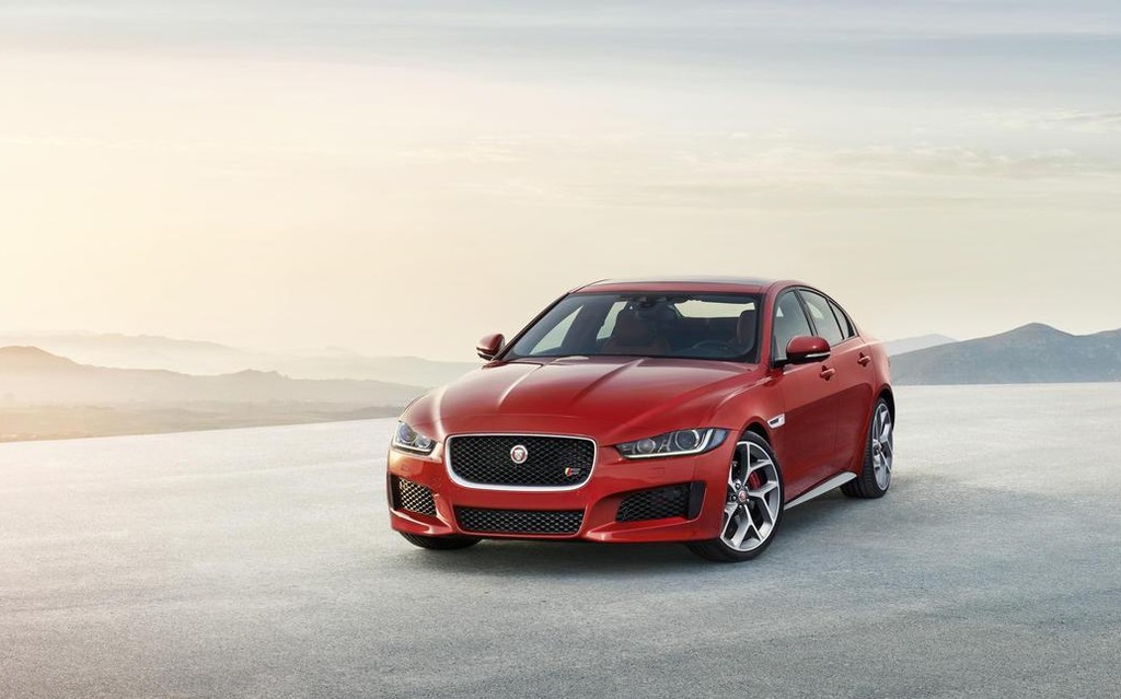 Jaguar XE