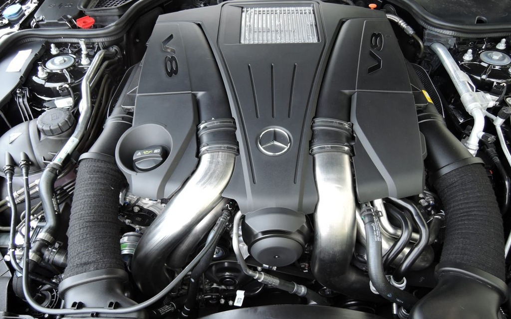 A 4.7-litre V8 that delivers 429 horsepower—that’s not too bad!