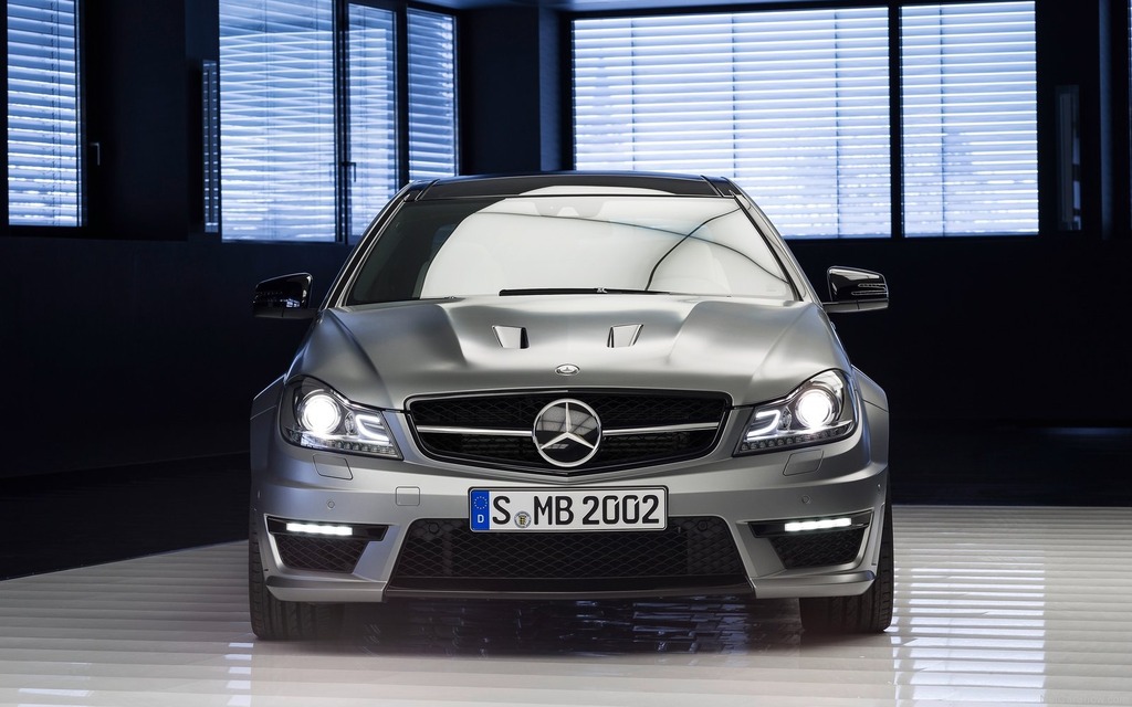 2014 Mercedes-Benz C63 AMG