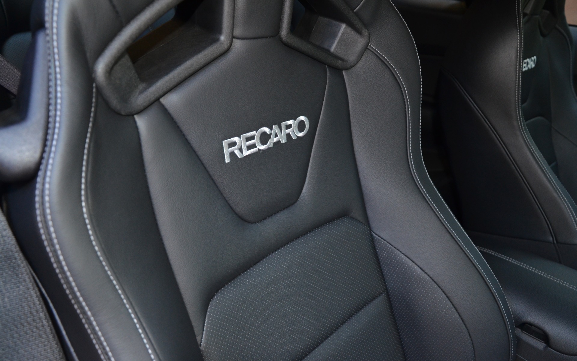 2015 Ford Mustang GT Coupe - Optional Recaro seats
