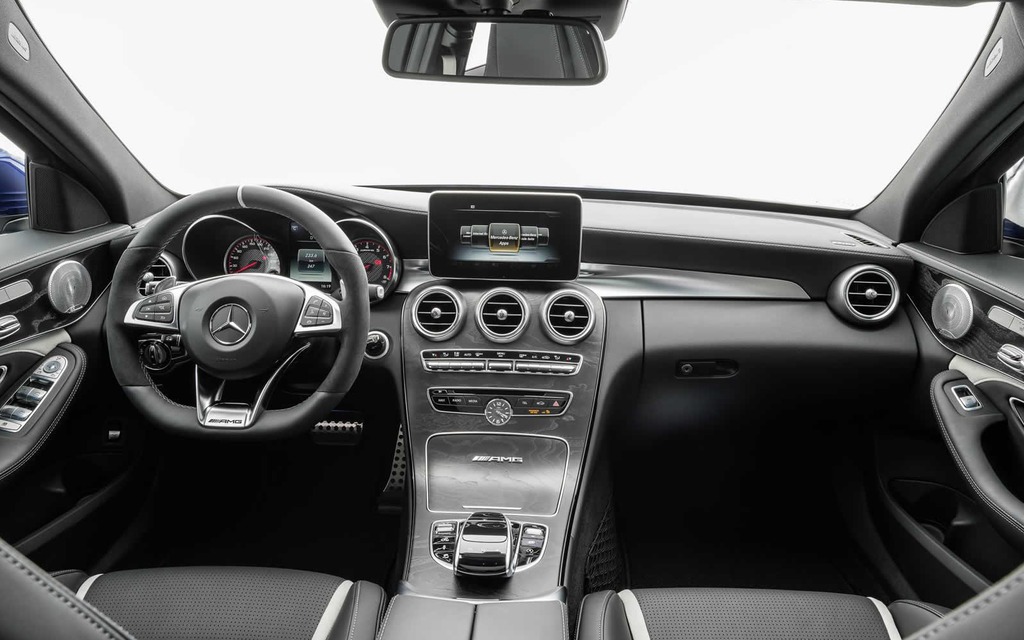 Mercedes-Benz C63 AMG 2015