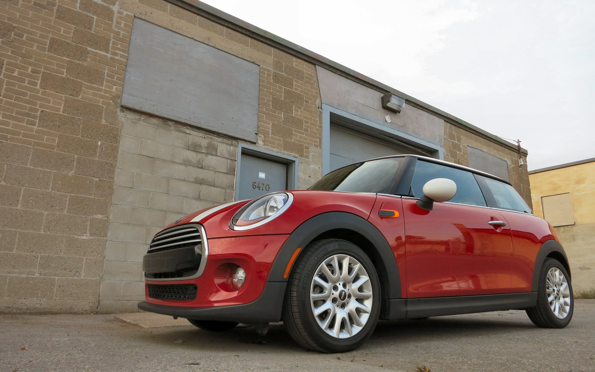 Does the MINI Cooper Have a Good Engine? - The Car Guide