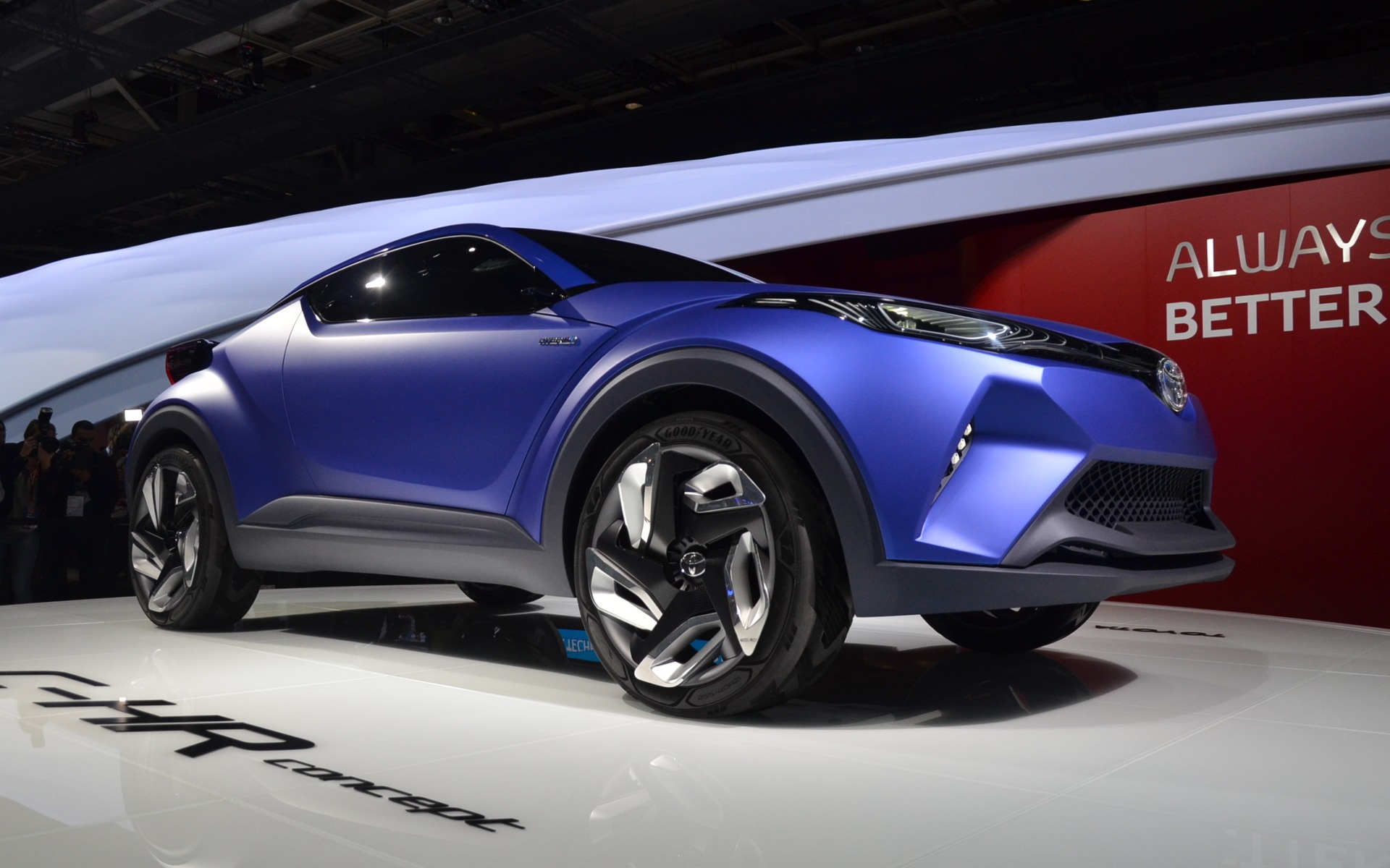 Toyota C-HR au Mondial de Paris 2014