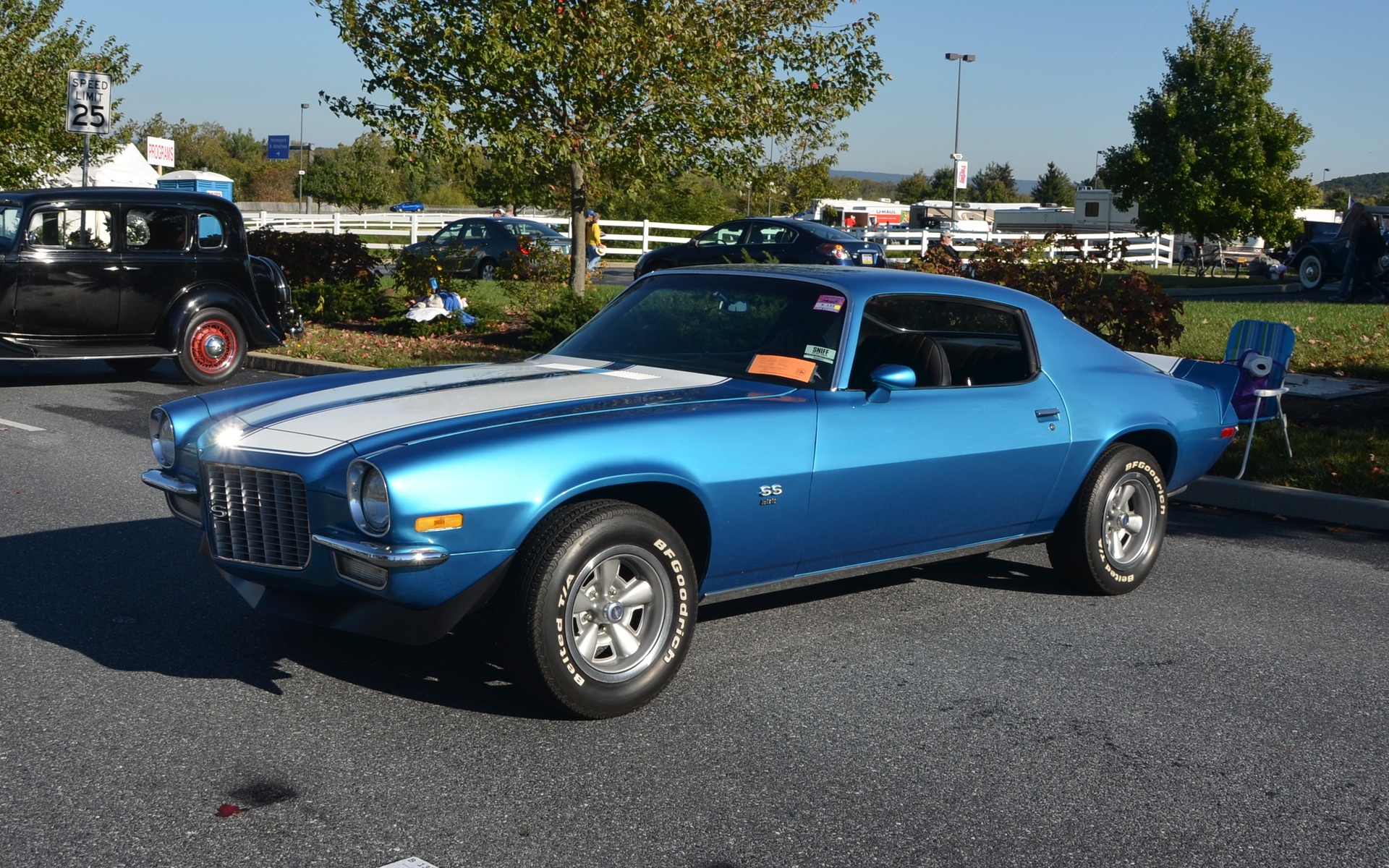 Une Camaro SS 1971, ça fait toujours du bien à la rétine.