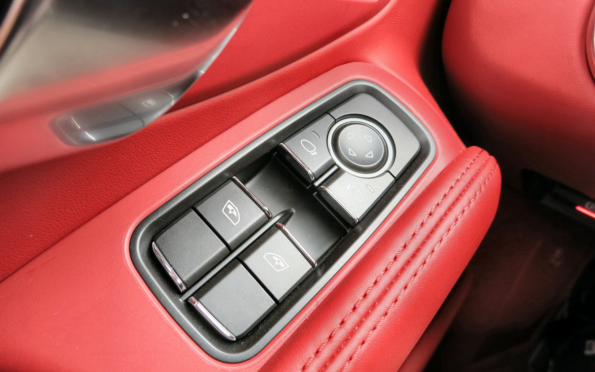 The interior of the Targa 4 is standard-issue 911.