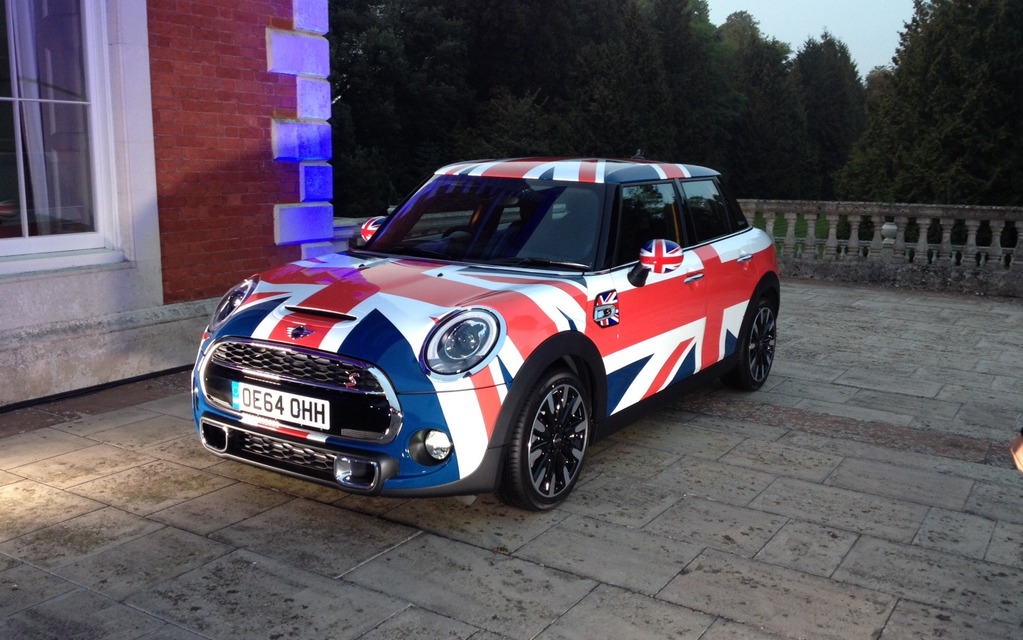The new MINI 5 Doors wrapped with the Union Jack!