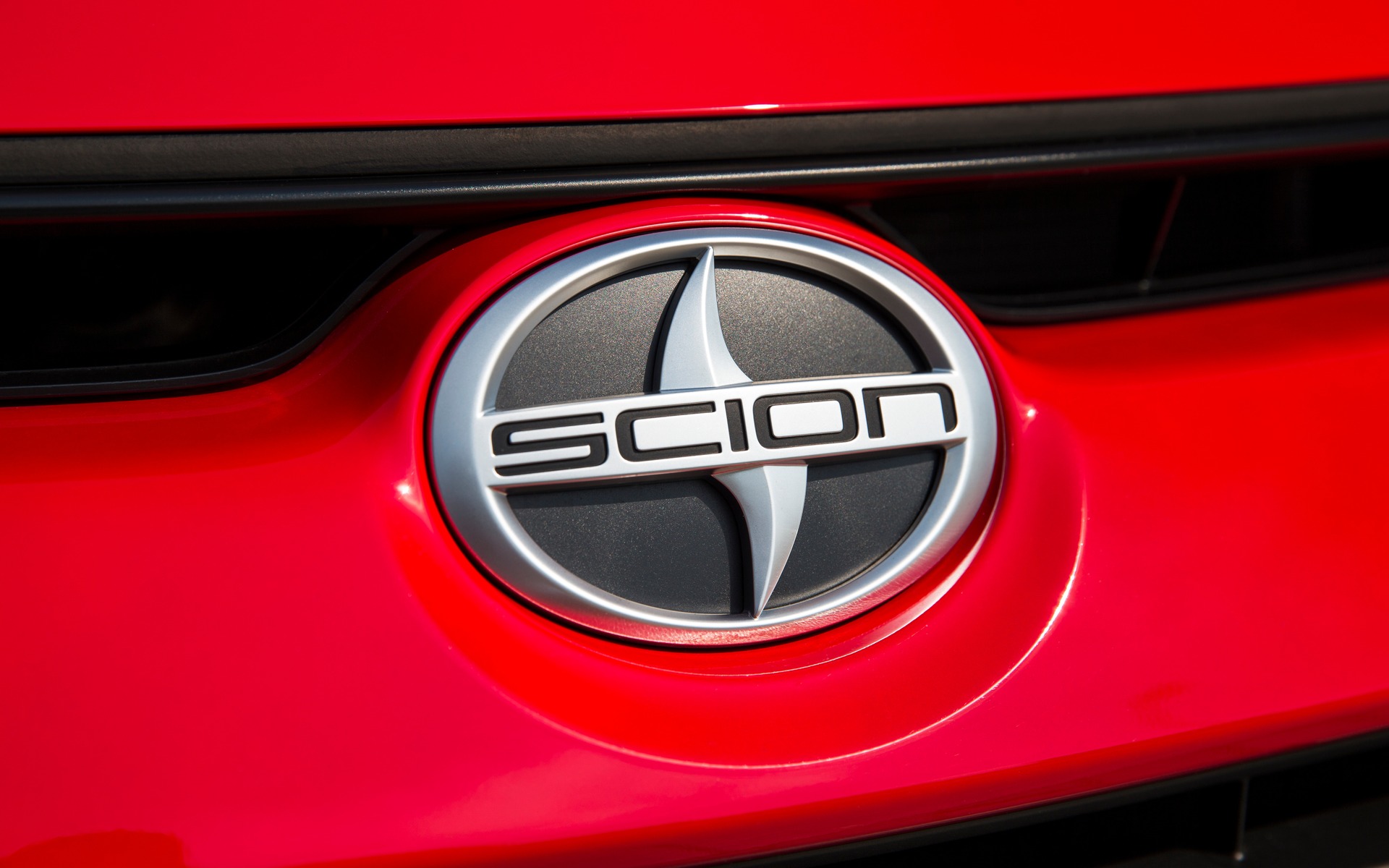  Scion est arrivée au Canada en 2010